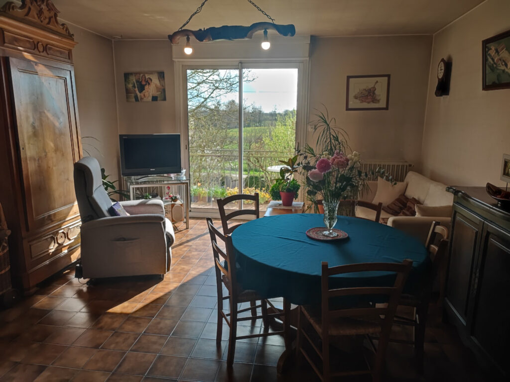 maison à vendre Les Herbiers pièce de vie spacieuse
